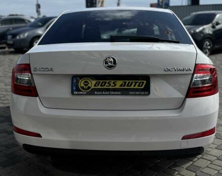 Белый Шкода Октавия, объемом двигателя 2 л и пробегом 292 тыс. км за 11999 $, фото 5 на Automoto.ua