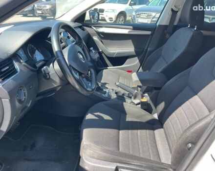 Белый Шкода Октавия, объемом двигателя 1.6 л и пробегом 120 тыс. км за 12340 $, фото 26 на Automoto.ua