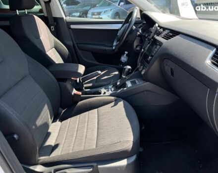 Белый Шкода Октавия, объемом двигателя 1.6 л и пробегом 120 тыс. км за 12340 $, фото 8 на Automoto.ua