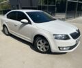 Белый Шкода Октавия, объемом двигателя 1.6 л и пробегом 180 тыс. км за 10790 $, фото 2 на Automoto.ua