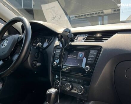 Белый Шкода Октавия, объемом двигателя 1.6 л и пробегом 120 тыс. км за 12340 $, фото 2 на Automoto.ua