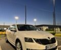 Білий Шкода Октавія, об'ємом двигуна 1.6 л та пробігом 247 тис. км за 12800 $, фото 1 на Automoto.ua