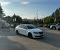 Білий Шкода Октавія, об'ємом двигуна 1.8 л та пробігом 126 тис. км за 14200 $, фото 1 на Automoto.ua