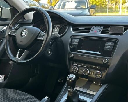 Білий Шкода Октавія, об'ємом двигуна 1.8 л та пробігом 126 тис. км за 14200 $, фото 13 на Automoto.ua