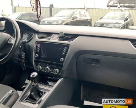 Білий Шкода Октавія, об'ємом двигуна 1.6 л та пробігом 189 тис. км за 14600 $, фото 17 на Automoto.ua