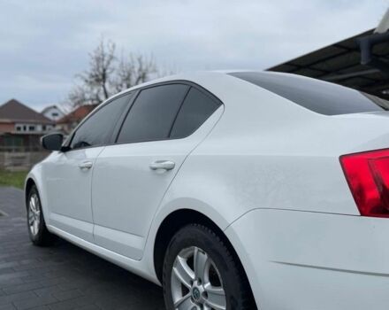 Білий Шкода Октавія, об'ємом двигуна 1.6 л та пробігом 195 тис. км за 11500 $, фото 3 на Automoto.ua