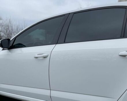 Білий Шкода Октавія, об'ємом двигуна 1.6 л та пробігом 195 тис. км за 11500 $, фото 2 на Automoto.ua