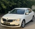 Белый Шкода Октавия, объемом двигателя 1.6 л и пробегом 215 тыс. км за 5500 $, фото 1 на Automoto.ua