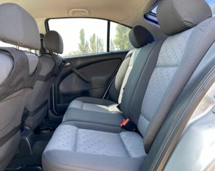 Белый Шкода Октавия, объемом двигателя 1.5 л и пробегом 221 тыс. км за 6400 $, фото 19 на Automoto.ua