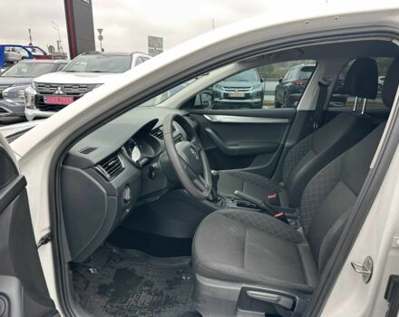 Білий Шкода Октавія, об'ємом двигуна 1.4 л та пробігом 242 тис. км за 11300 $, фото 8 на Automoto.ua