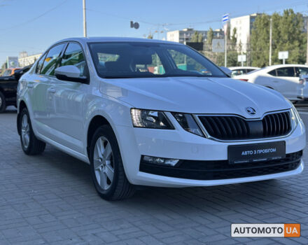 Білий Шкода Октавія, об'ємом двигуна 1.4 л та пробігом 128 тис. км за 16500 $, фото 7 на Automoto.ua
