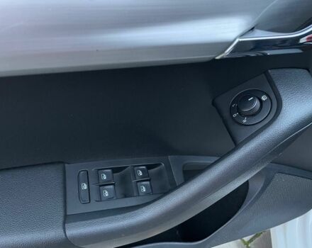 Білий Шкода Октавія, об'ємом двигуна 2 л та пробігом 198 тис. км за 14600 $, фото 8 на Automoto.ua