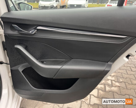 Білий Шкода Октавія, об'ємом двигуна 1.4 л та пробігом 114 тис. км за 18563 $, фото 22 на Automoto.ua