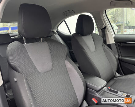 Білий Шкода Октавія, об'ємом двигуна 1.4 л та пробігом 114 тис. км за 18563 $, фото 20 на Automoto.ua