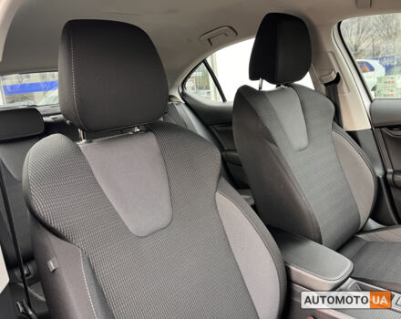 Білий Шкода Октавія, об'ємом двигуна 1.4 л та пробігом 124 тис. км за 19872 $, фото 10 на Automoto.ua