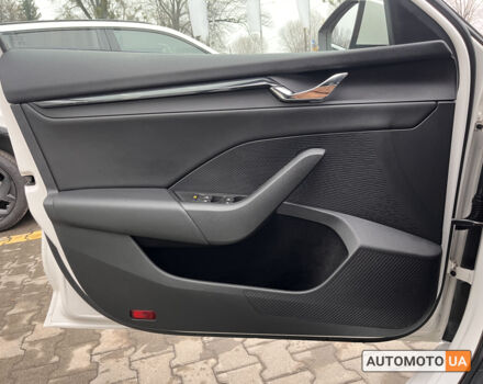 Білий Шкода Октавія, об'ємом двигуна 1.4 л та пробігом 114 тис. км за 18563 $, фото 5 на Automoto.ua