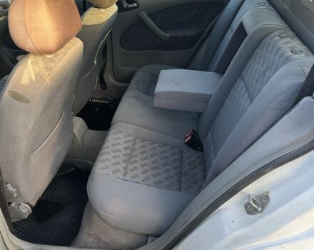 Білий Шкода Октавія, об'ємом двигуна 1.9 л та пробігом 320 тис. км за 2000 $, фото 4 на Automoto.ua