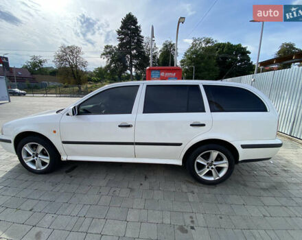 Белый Шкода Октавия, объемом двигателя 1.9 л и пробегом 460 тыс. км за 4600 $, фото 3 на Automoto.ua
