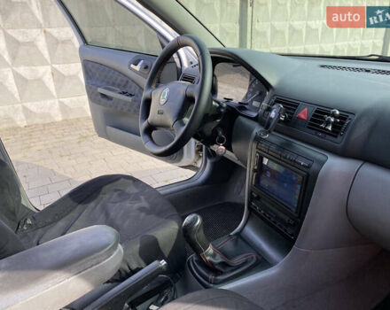 Белый Шкода Октавия, объемом двигателя 1.9 л и пробегом 460 тыс. км за 4600 $, фото 12 на Automoto.ua