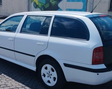 Белый Шкода Октавия, объемом двигателя 1.9 л и пробегом 420 тыс. км за 3500 $, фото 3 на Automoto.ua