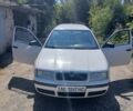 Білий Шкода Октавія, об'ємом двигуна 1.6 л та пробігом 325 тис. км за 3500 $, фото 1 на Automoto.ua