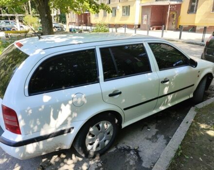 Білий Шкода Октавія, об'ємом двигуна 1.6 л та пробігом 182 тис. км за 3800 $, фото 3 на Automoto.ua