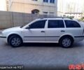 Белый Шкода Октавия, объемом двигателя 1.6 л и пробегом 340 тыс. км за 3750 $, фото 3 на Automoto.ua