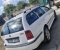Белый Шкода Октавия, объемом двигателя 2 л и пробегом 432 тыс. км за 950 $, фото 3 на Automoto.ua