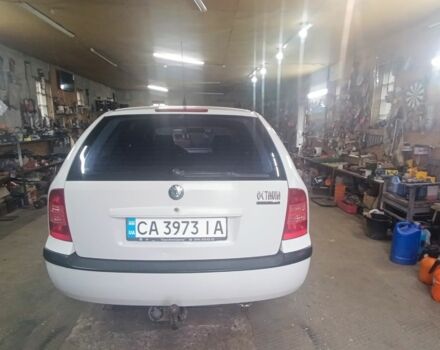 Білий Шкода Октавія, об'ємом двигуна 2 л та пробігом 111 тис. км за 4300 $, фото 4 на Automoto.ua