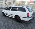 Белый Шкода Октавия, объемом двигателя 1.6 л и пробегом 268 тыс. км за 4800 $, фото 4 на Automoto.ua