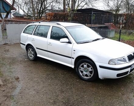 Белый Шкода Октавия, объемом двигателя 1.9 л и пробегом 27 тыс. км за 4690 $, фото 1 на Automoto.ua