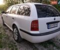 Белый Шкода Октавия, объемом двигателя 1.6 л и пробегом 192 тыс. км за 4700 $, фото 1 на Automoto.ua