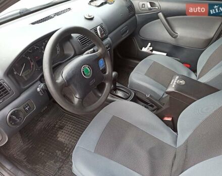 Белый Шкода Октавия, объемом двигателя 1.6 л и пробегом 268 тыс. км за 4800 $, фото 15 на Automoto.ua
