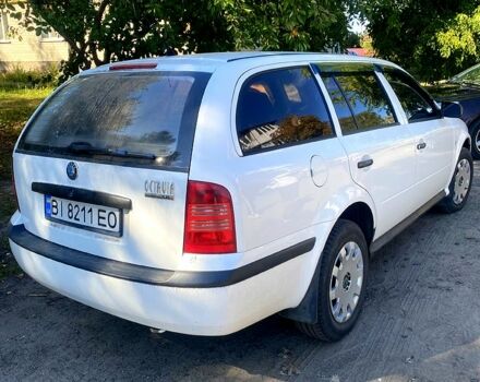 Белый Шкода Октавия, объемом двигателя 1.6 л и пробегом 0 тыс. км за 3700 $, фото 3 на Automoto.ua
