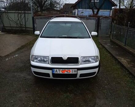 Белый Шкода Октавия, объемом двигателя 1.9 л и пробегом 97 тыс. км за 4670 $, фото 1 на Automoto.ua