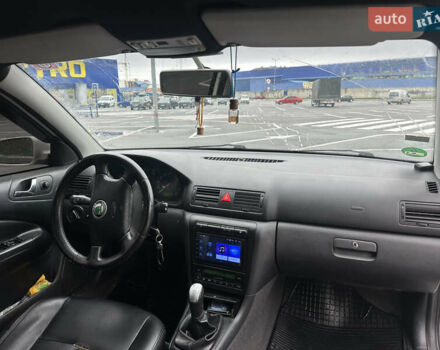 Білий Шкода Октавія, об'ємом двигуна 1.98 л та пробігом 254 тис. км за 4800 $, фото 10 на Automoto.ua