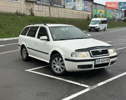 Білий Шкода Октавія, об'ємом двигуна 1.98 л та пробігом 254 тис. км за 4800 $, фото 1 на Automoto.ua