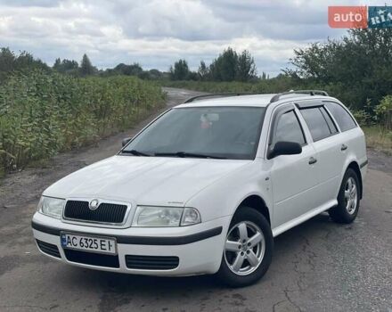 Белый Шкода Октавия, объемом двигателя 1.98 л и пробегом 301 тыс. км за 5500 $, фото 6 на Automoto.ua