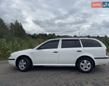 Белый Шкода Октавия, объемом двигателя 1.98 л и пробегом 301 тыс. км за 5500 $, фото 13 на Automoto.ua