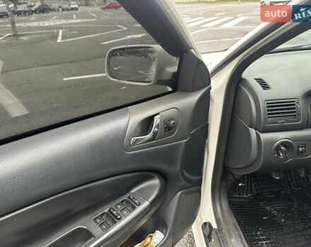 Білий Шкода Октавія, об'ємом двигуна 1.98 л та пробігом 254 тис. км за 4800 $, фото 17 на Automoto.ua