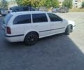 Белый Шкода Октавия, объемом двигателя 1.9 л и пробегом 390 тыс. км за 2500 $, фото 2 на Automoto.ua