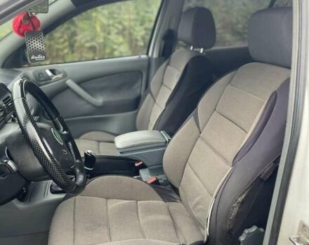 Белый Шкода Октавия, объемом двигателя 1.98 л и пробегом 301 тыс. км за 5500 $, фото 28 на Automoto.ua