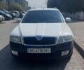 Білий Шкода Октавія, об'ємом двигуна 1.97 л та пробігом 302 тис. км за 5300 $, фото 1 на Automoto.ua