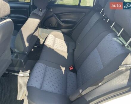 Белый Шкода Октавия, объемом двигателя 1.6 л и пробегом 212 тыс. км за 4750 $, фото 21 на Automoto.ua