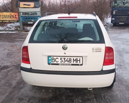 Белый Шкода Октавия, объемом двигателя 0 л и пробегом 305 тыс. км за 5800 $, фото 1 на Automoto.ua