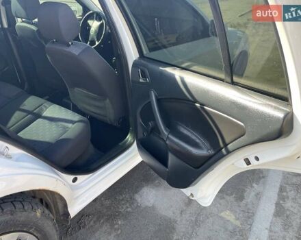 Белый Шкода Октавия, объемом двигателя 1.6 л и пробегом 212 тыс. км за 4750 $, фото 23 на Automoto.ua