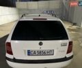 Белый Шкода Октавия, объемом двигателя 1.6 л и пробегом 212 тыс. км за 4750 $, фото 4 на Automoto.ua