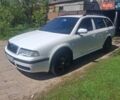 Белый Шкода Октавия, объемом двигателя 1.6 л и пробегом 197 тыс. км за 5300 $, фото 1 на Automoto.ua