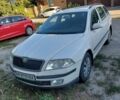 Белый Шкода Октавия, объемом двигателя 1.6 л и пробегом 252 тыс. км за 4600 $, фото 1 на Automoto.ua