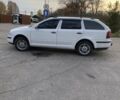 Белый Шкода Октавия, объемом двигателя 1.6 л и пробегом 261 тыс. км за 5950 $, фото 1 на Automoto.ua
